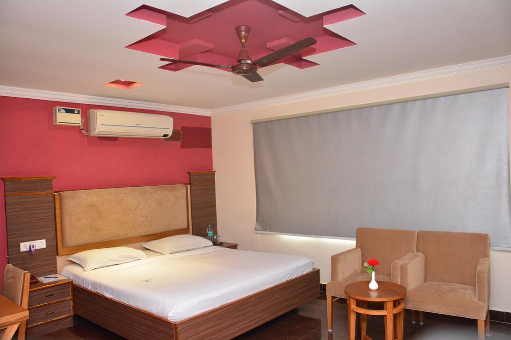 מאיילדותראי Hotel Pams מראה חיצוני תמונה