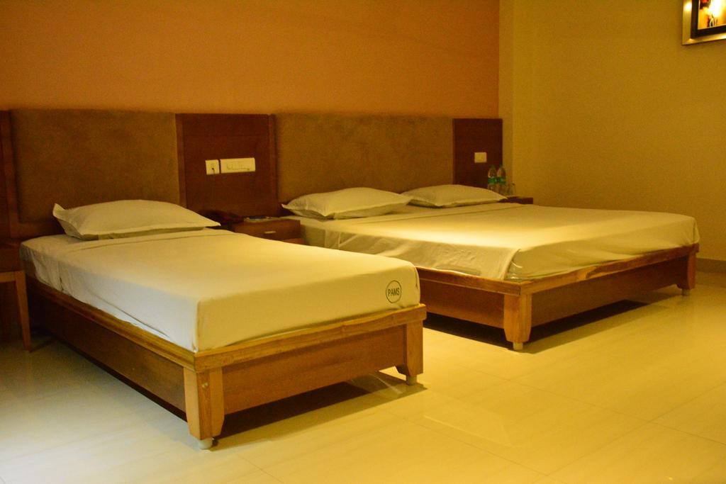 מאיילדותראי Hotel Pams מראה חיצוני תמונה