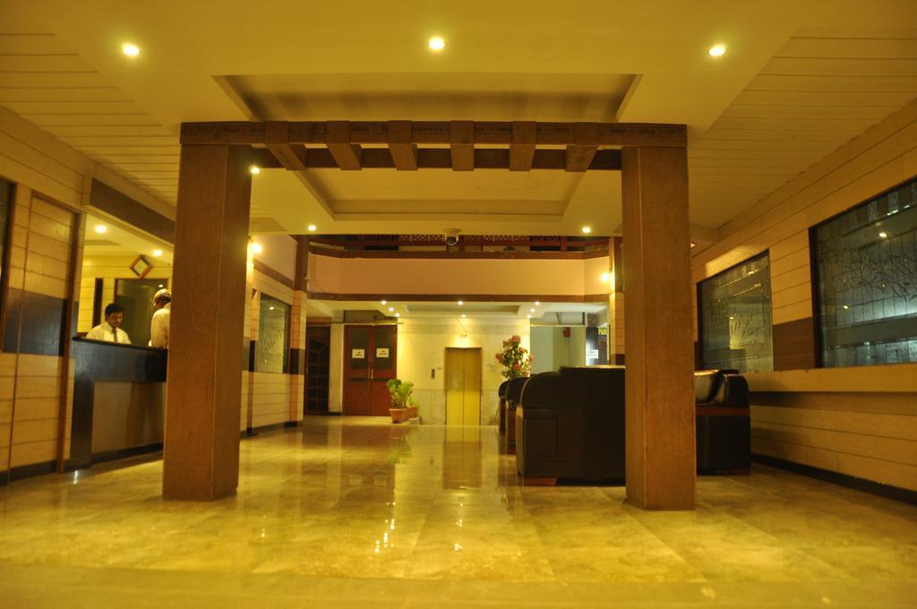 מאיילדותראי Hotel Pams מראה חיצוני תמונה