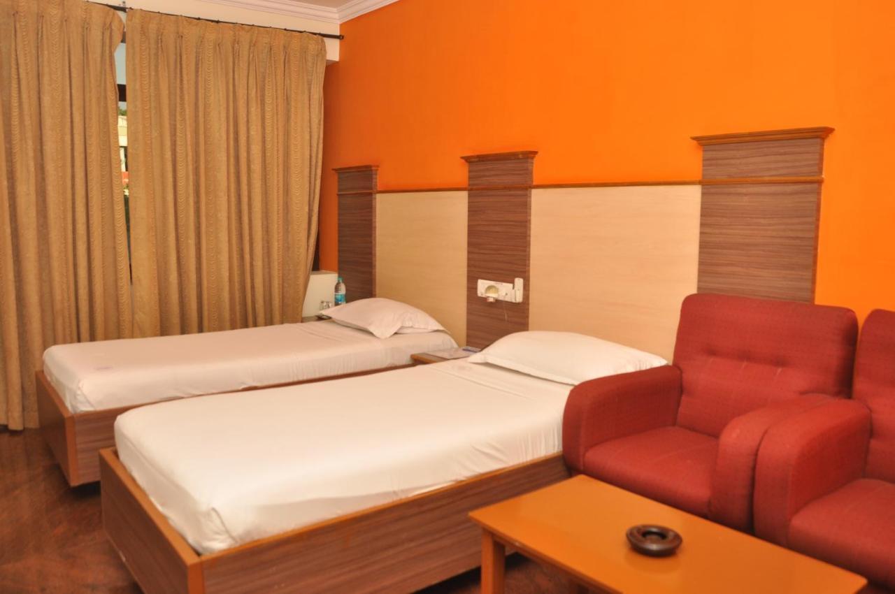 מאיילדותראי Hotel Pams מראה חיצוני תמונה