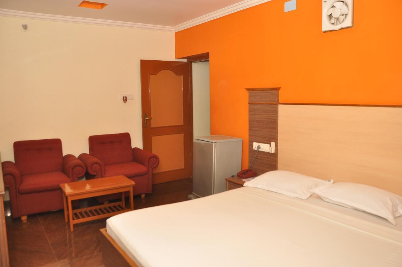 מאיילדותראי Hotel Pams מראה חיצוני תמונה