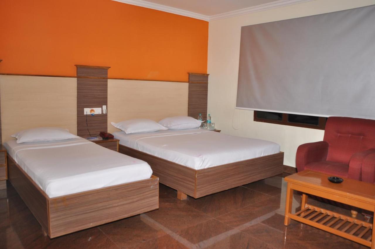 מאיילדותראי Hotel Pams מראה חיצוני תמונה