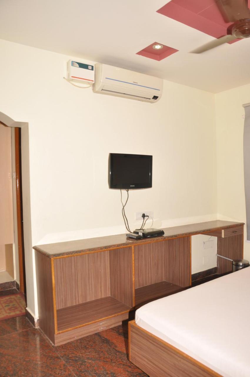 מאיילדותראי Hotel Pams מראה חיצוני תמונה