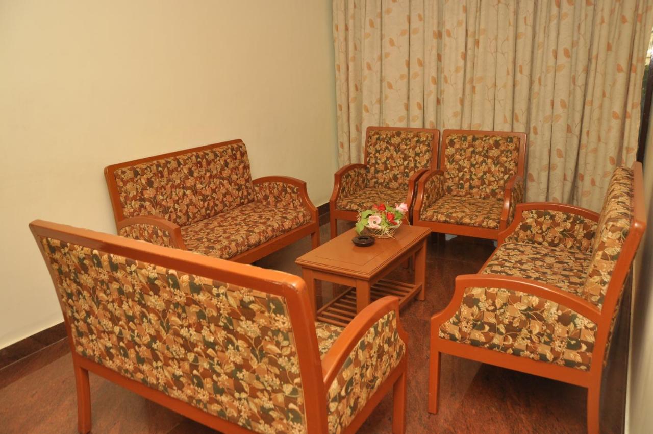 מאיילדותראי Hotel Pams מראה חיצוני תמונה