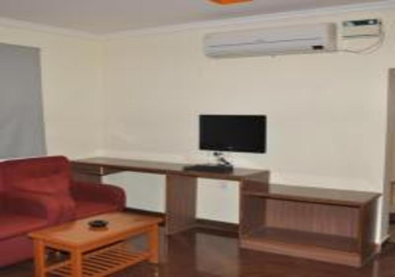 מאיילדותראי Hotel Pams מראה חיצוני תמונה