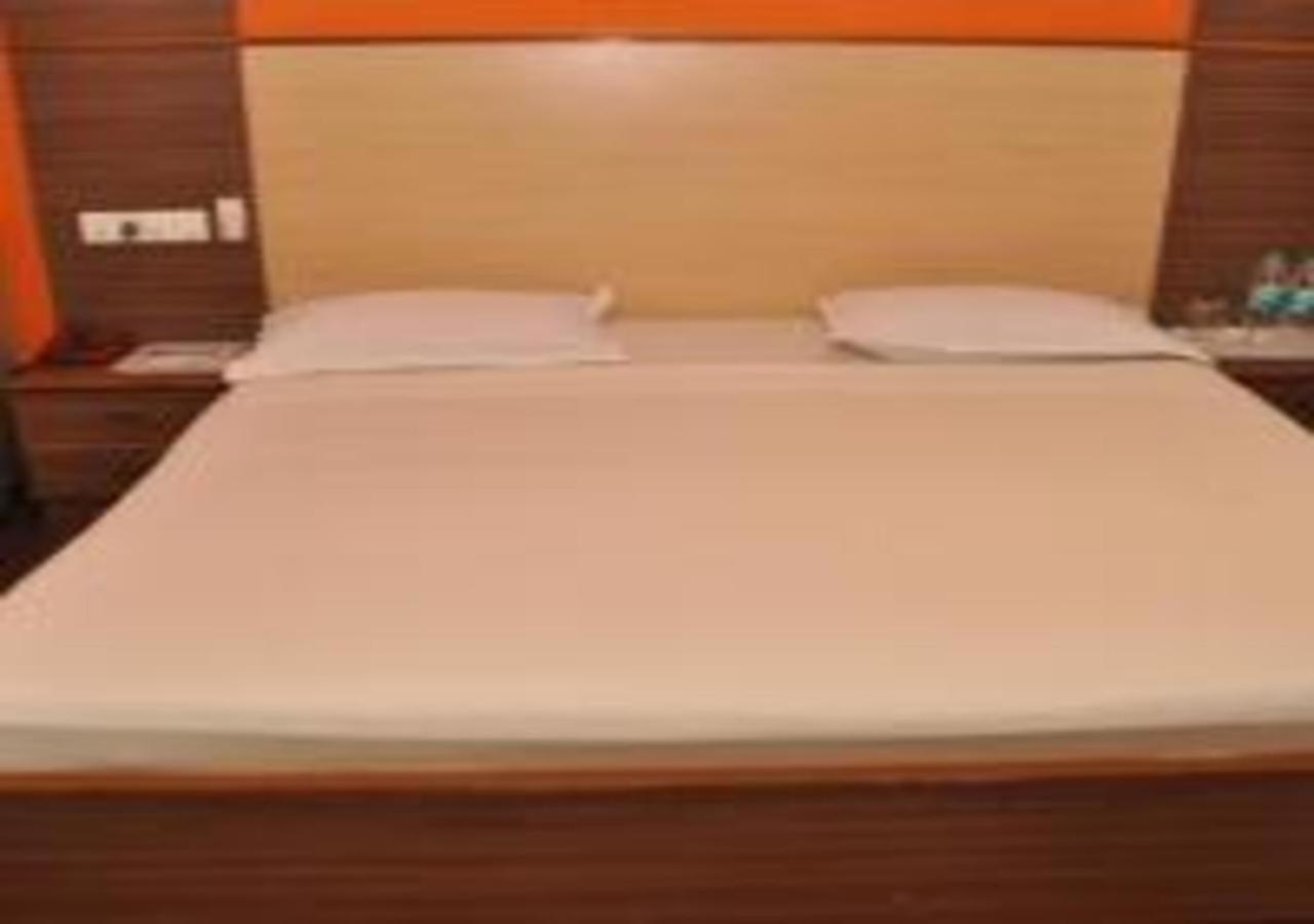 מאיילדותראי Hotel Pams מראה חיצוני תמונה
